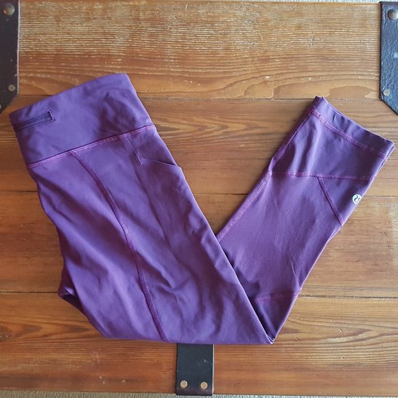 Women's Lululemon Pace Rival Mid-Rise Crops - Picture 2 of 6